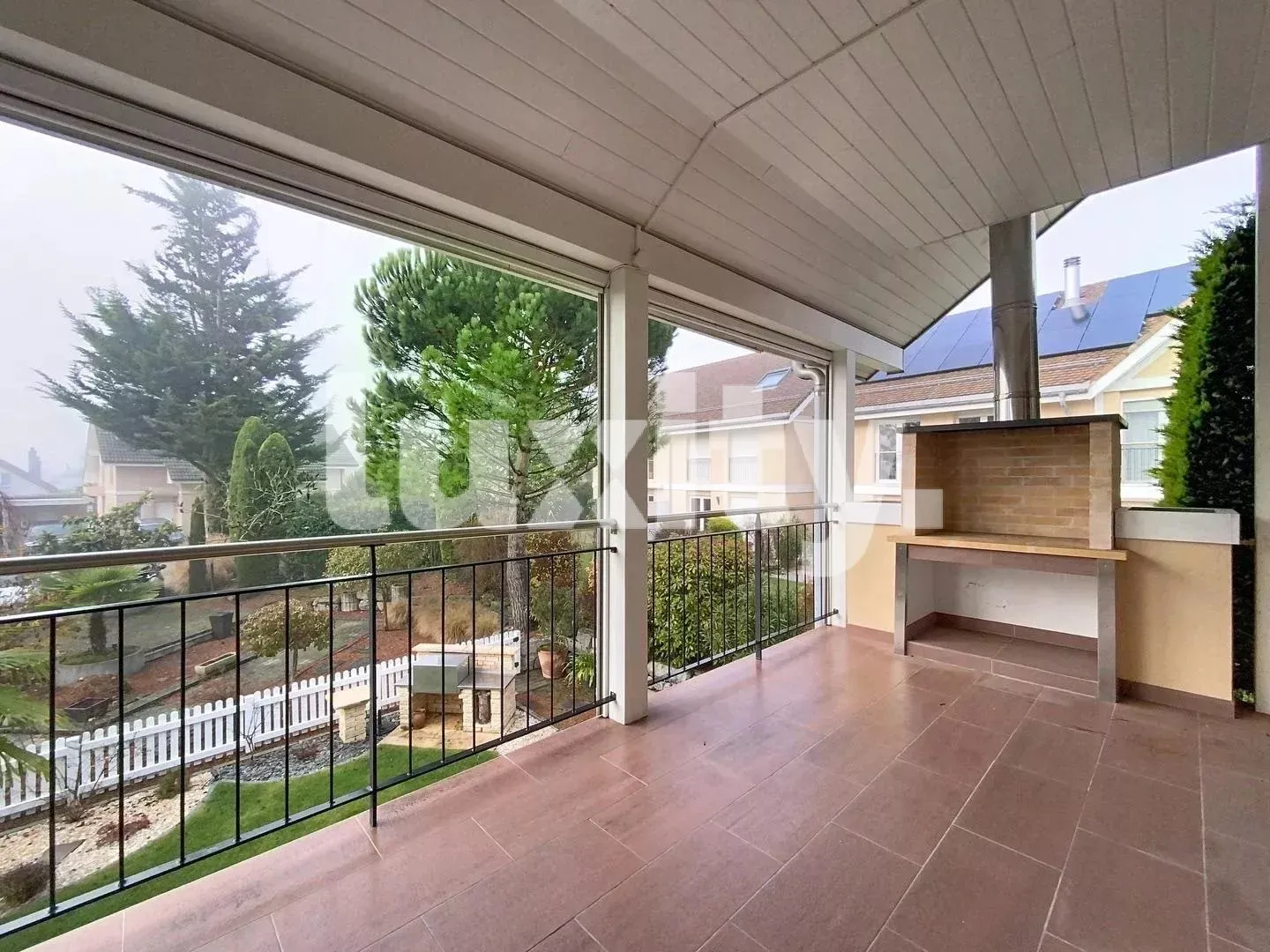 À louer : Appartement lumineux de 5,5 pièces - Chavannes-des-Bois - Photo 2 sur 8