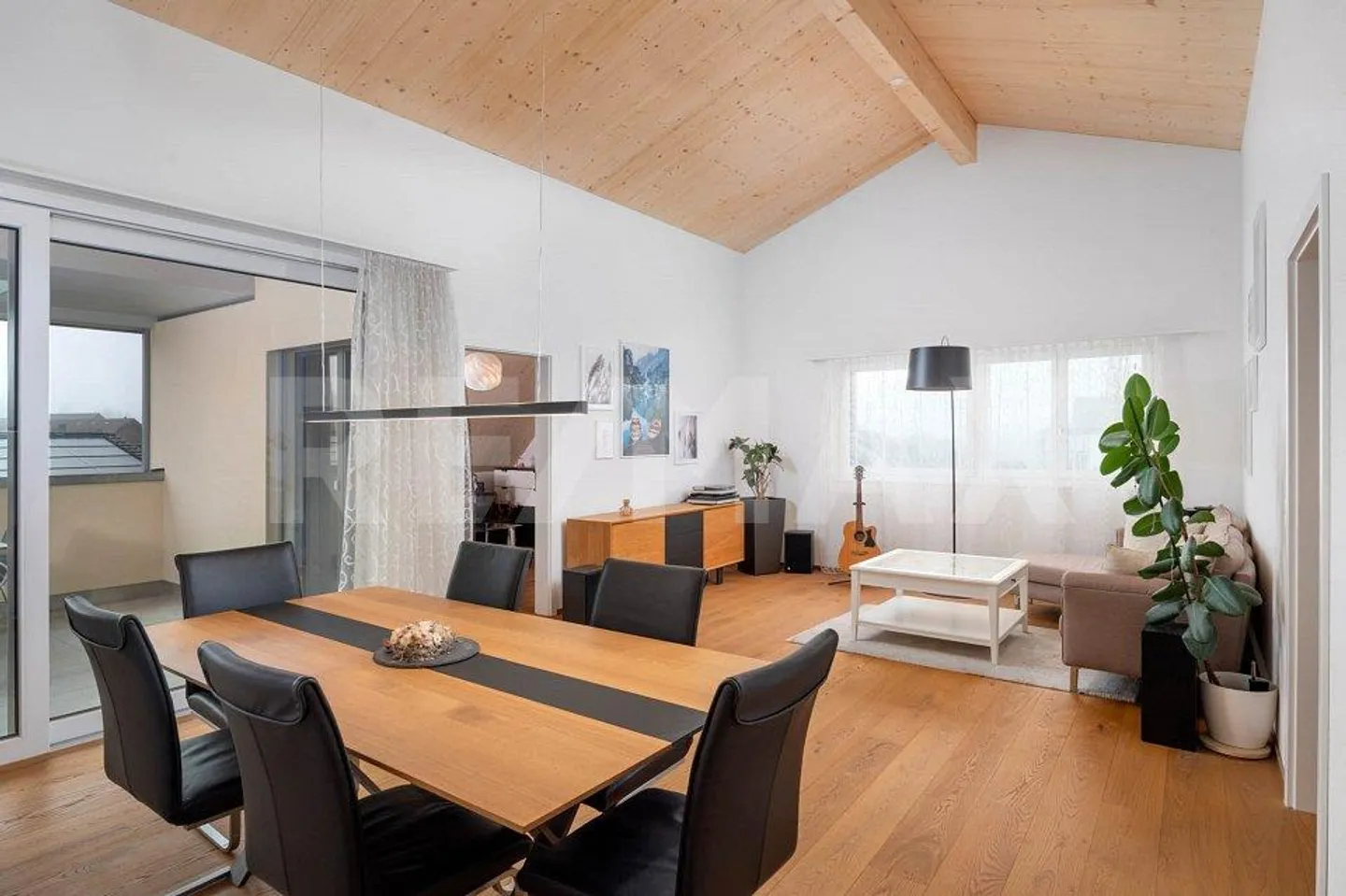 Penthouse Modern, Energy and Space for Life Together. - Photo 1 of 13