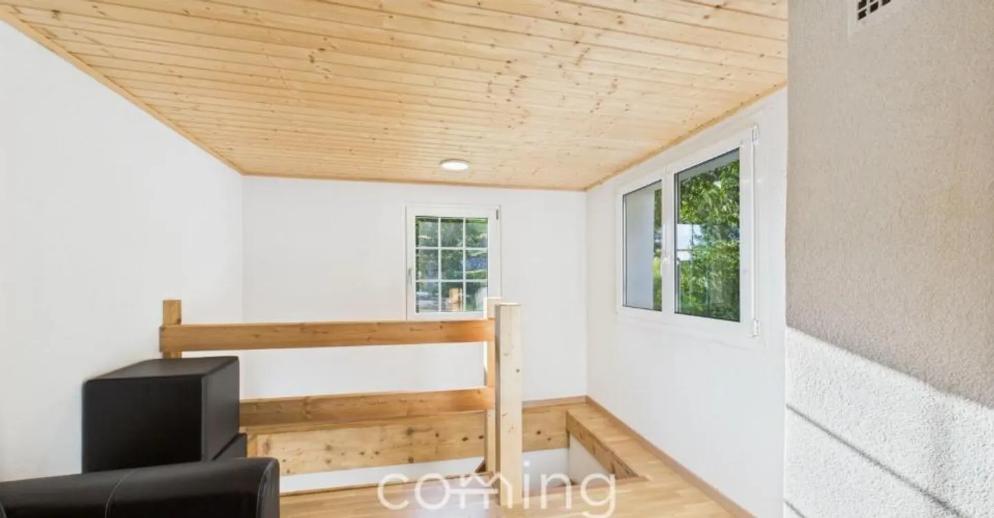 Calme, ensoleillé et avec vue sur la montagne - appartement 1.5 pièces presque neuf à Hohtenn - Photo 3 sur 9