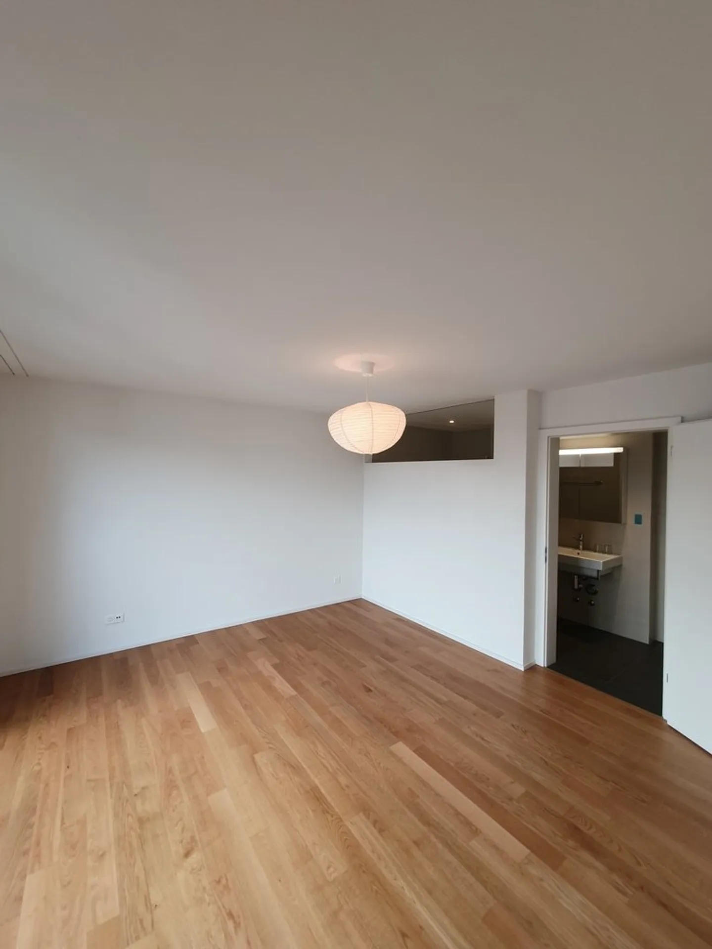 Moderne Wohnung mit grosser Dachterrasse - Foto 5 von 8