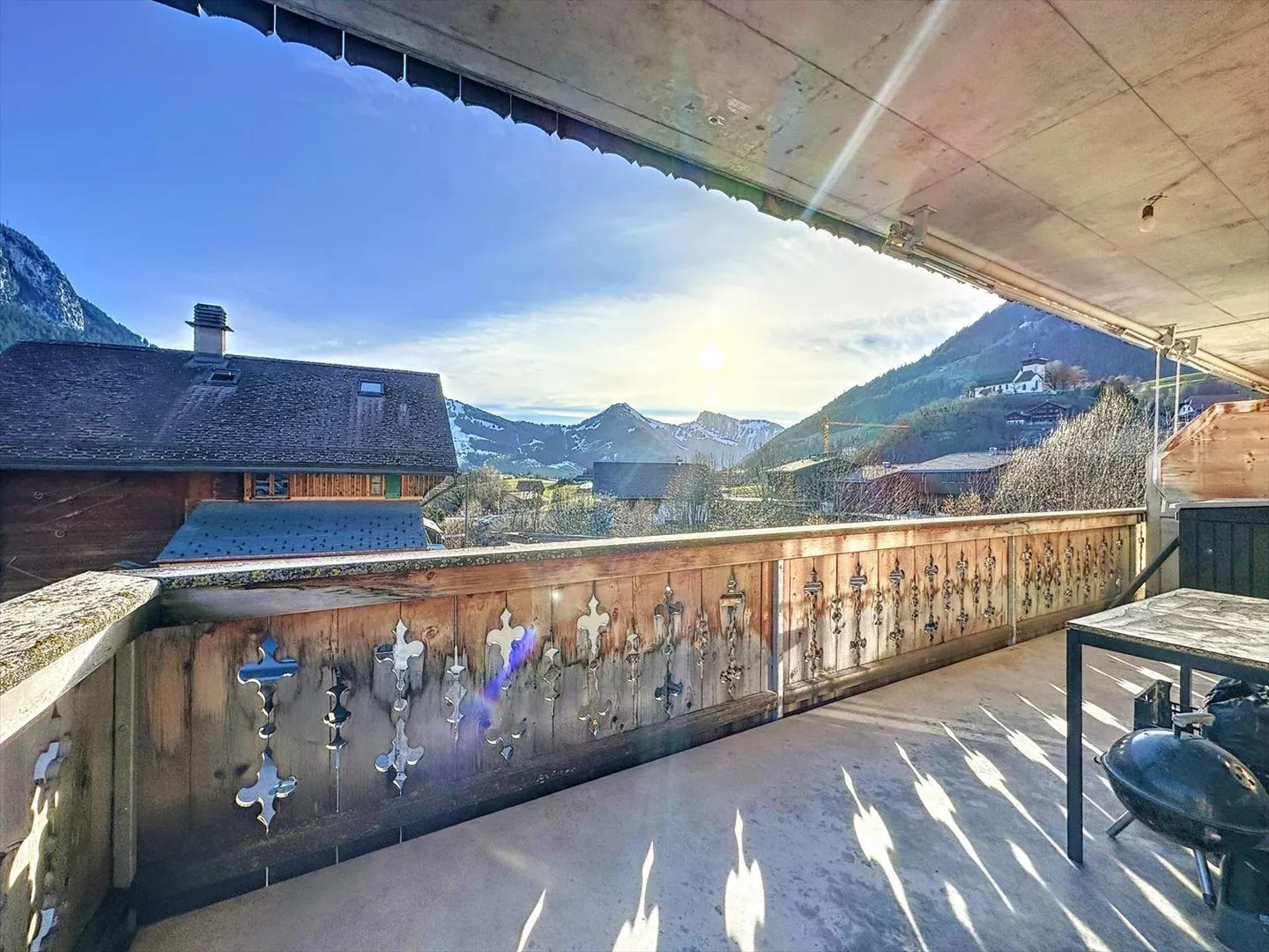 Superbo appartamento di 4,5 locali in un chalet - Foto 2 di 7