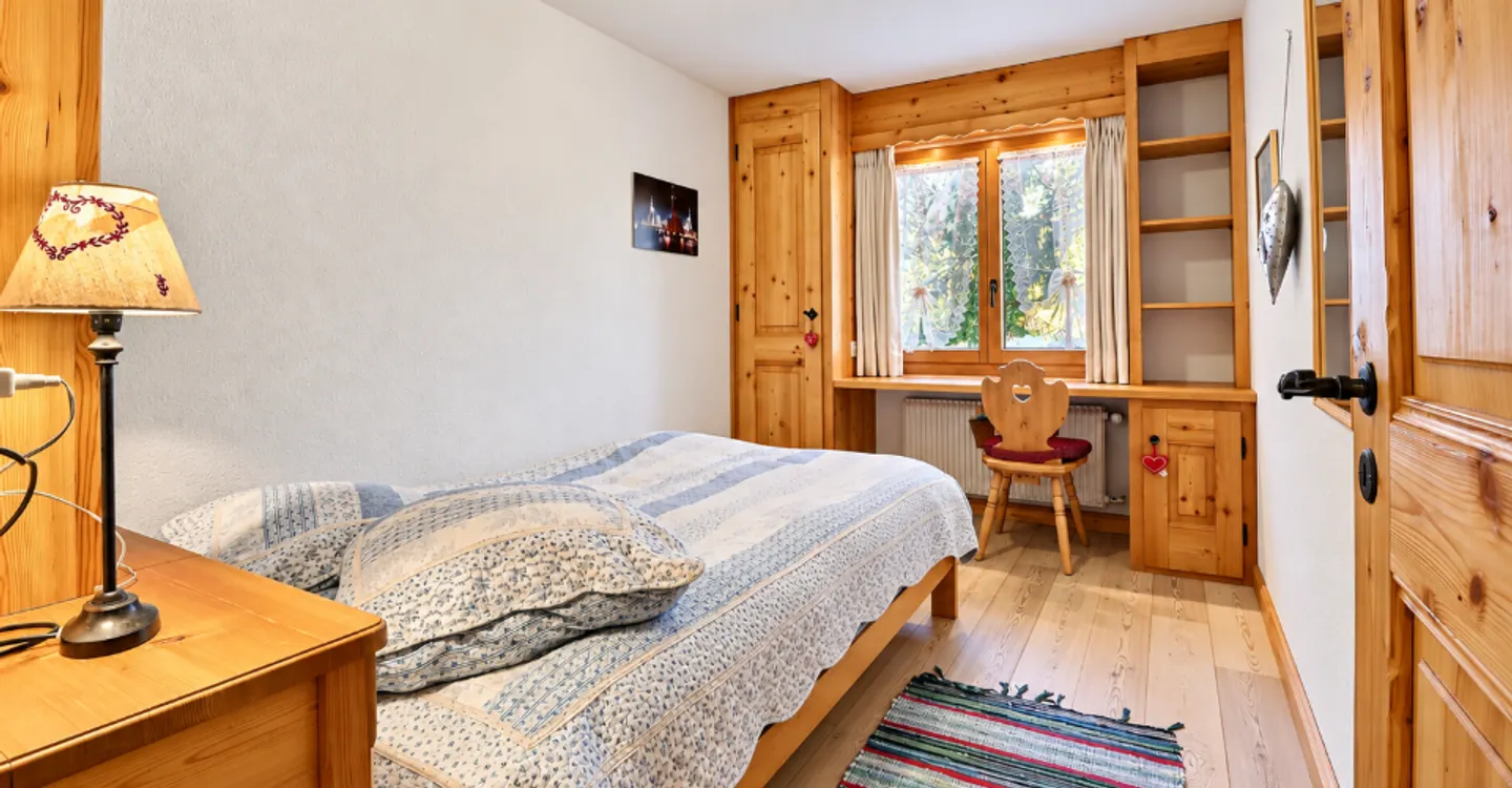 Appartement spacieux avec jardin - Photo 9 sur 11