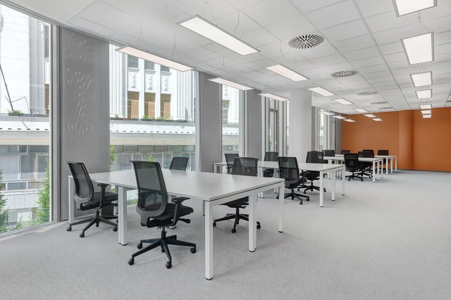 Professional office space in Regus Spoom Kriens with completely flexible terms - Photo 9 of 9