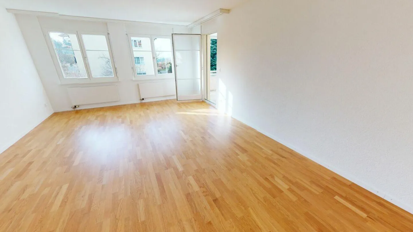 Spacious Family Apartment - Photo 7 of 11