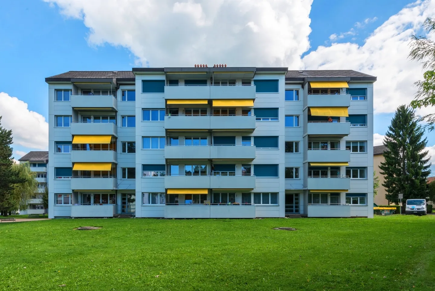 Appartement Rénové dans Quartier Verdoyant - Photo 1 sur 8