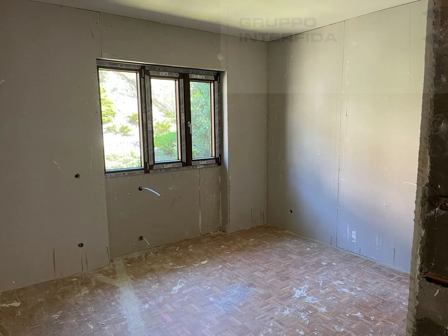 Appartements modernes de 2,5 pièces - Photo 2 sur 7