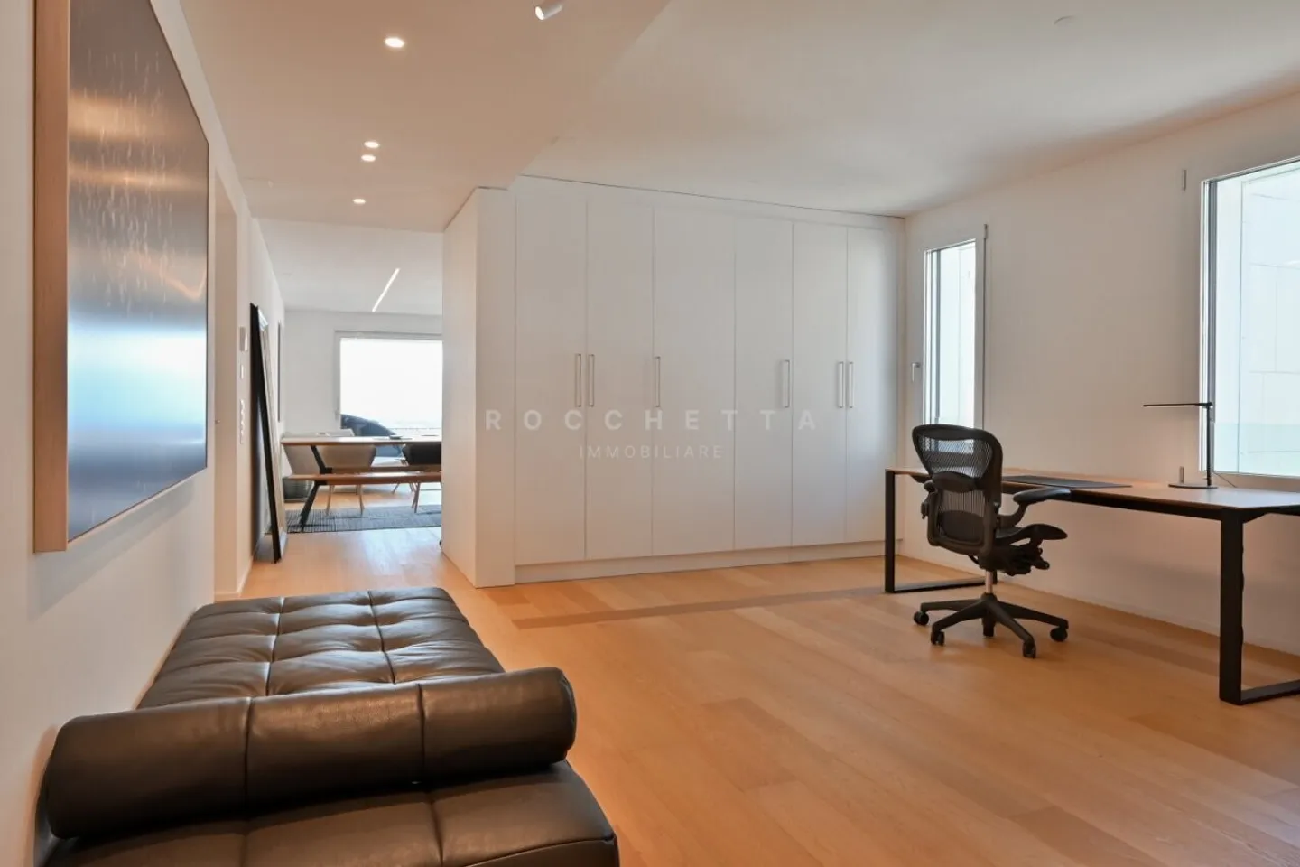 Esclusiva oasi di tranquillità con vista a pochi minuti dal centro - Foto 10 di 13