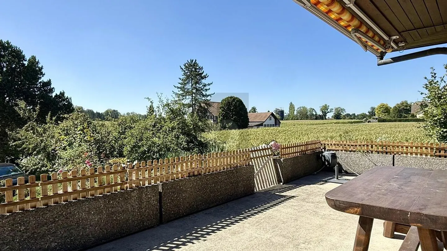 Geräumiges Einfamilienhaus in Säriswil - Foto 3 von 6