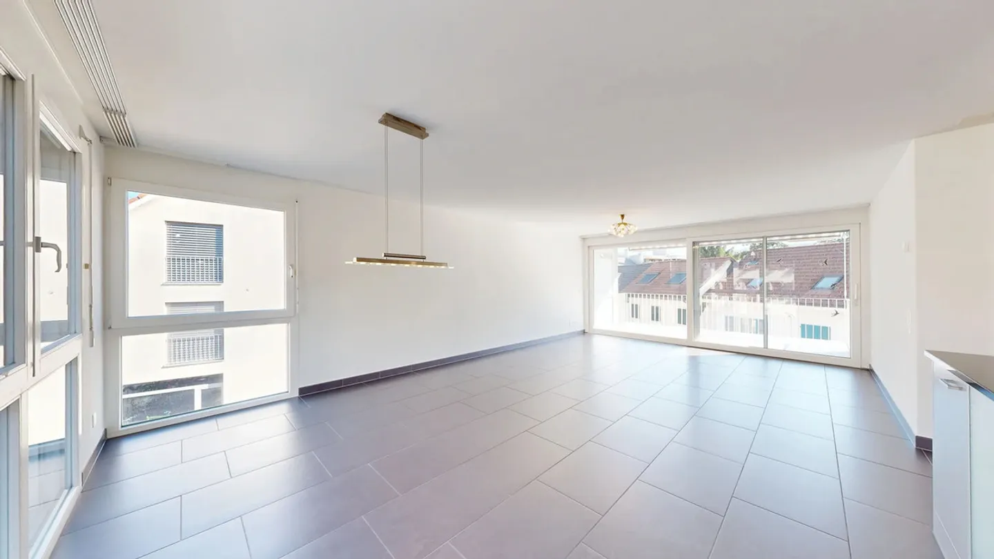 Appartement spacieux à Aesch - Photo 4 sur 17