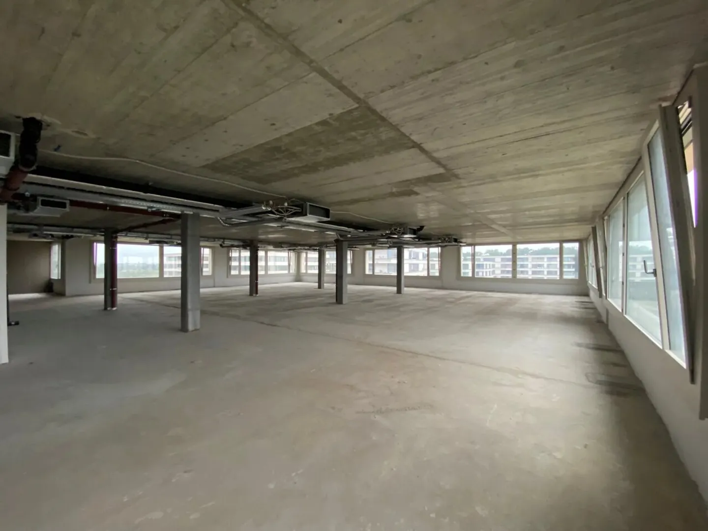 Administrative surfaces of 580 m² in the heart of a large-scale project - Photo 5 of 10