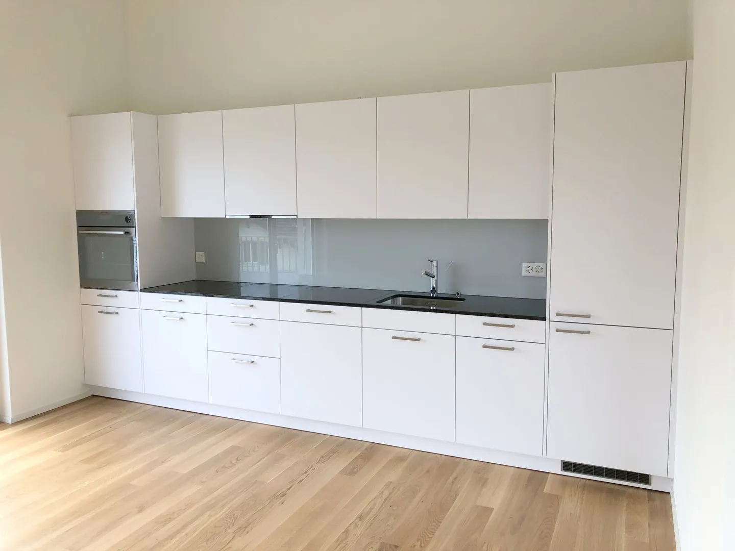 Spacious modern quiet bright ground floor apartment - Photo 10 of 15