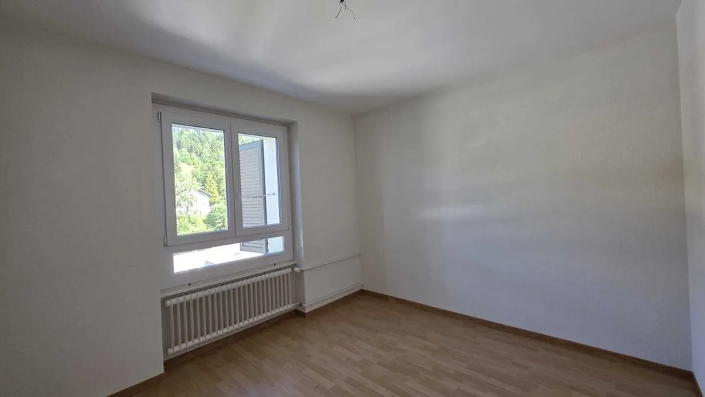 Helle Wohnung mit Balkon - Foto 4 von 9