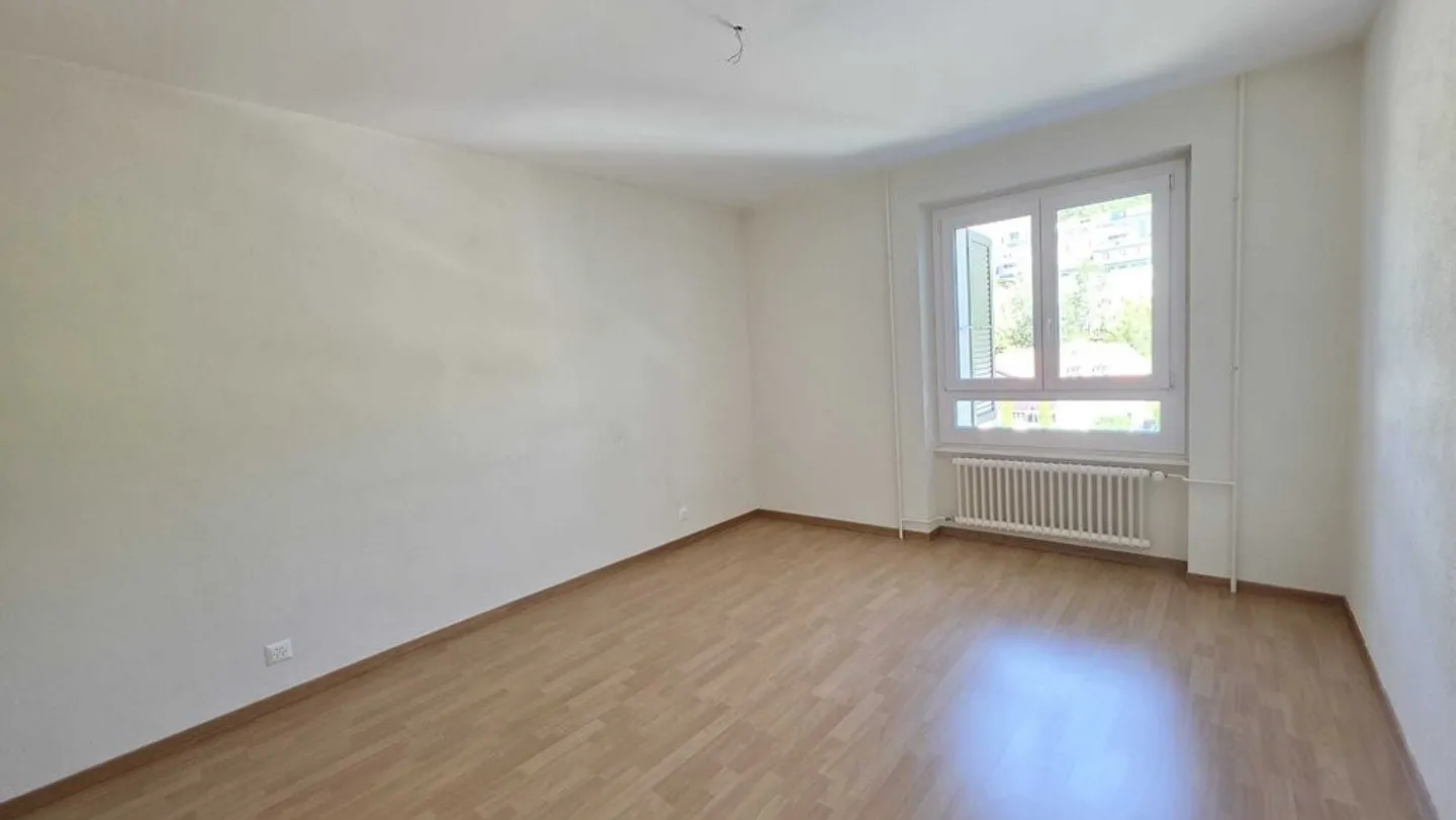 Helle Wohnung mit Balkon - Foto 5 von 9