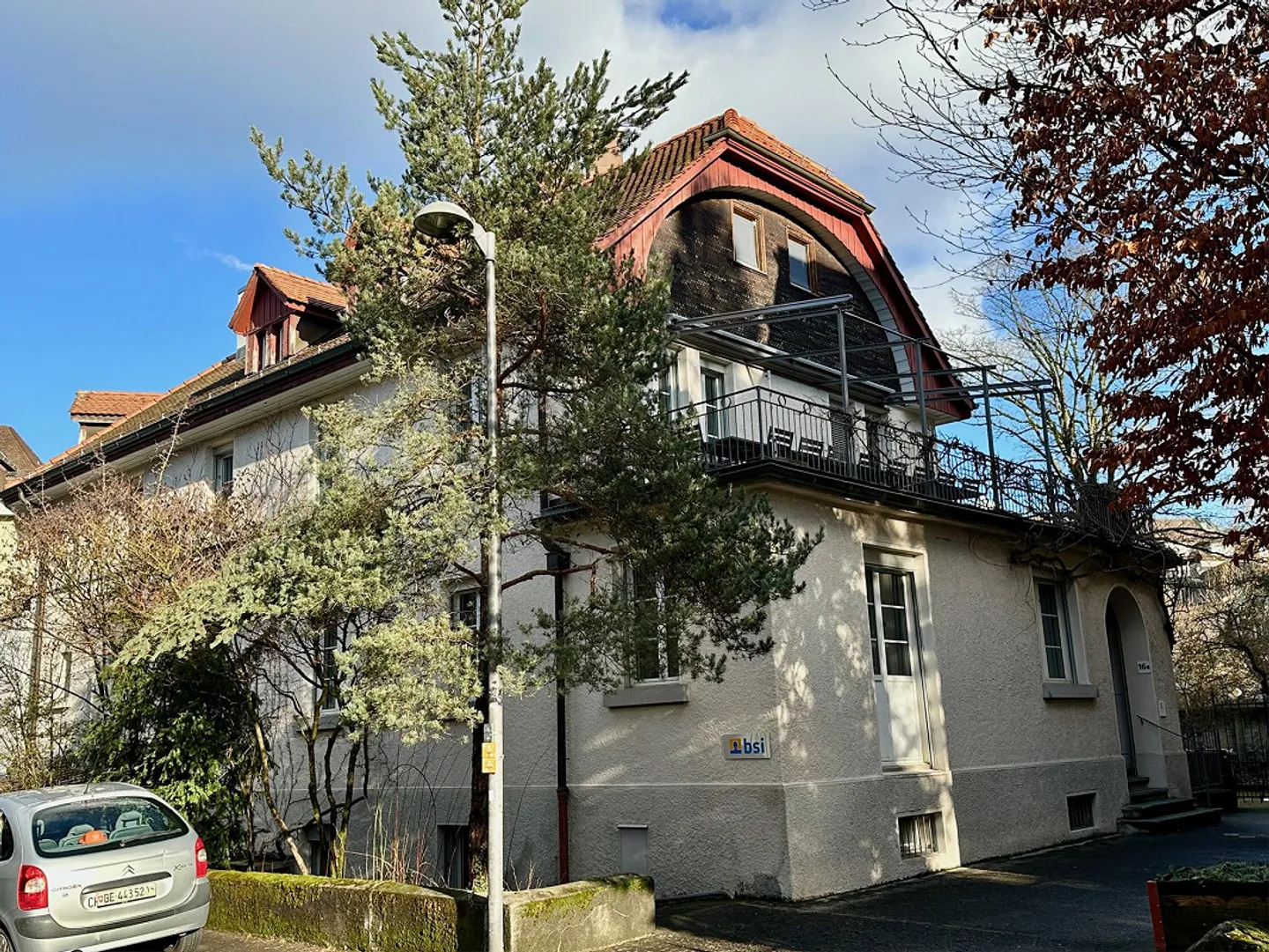 Affascinante edificio per uffici in Länggasse per uso esclusivo - Foto 2 di 21