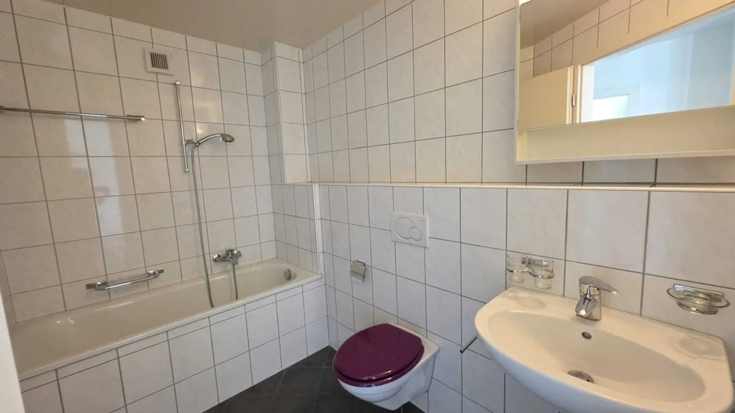Helle Wohnung mit Balkon - Foto 6 von 9