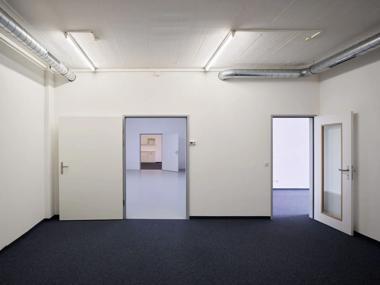Your new company location; 350 - 1,850 m2 office and service spaces for rent (Fr. 120.00 m2) - Photo 2 of 6
