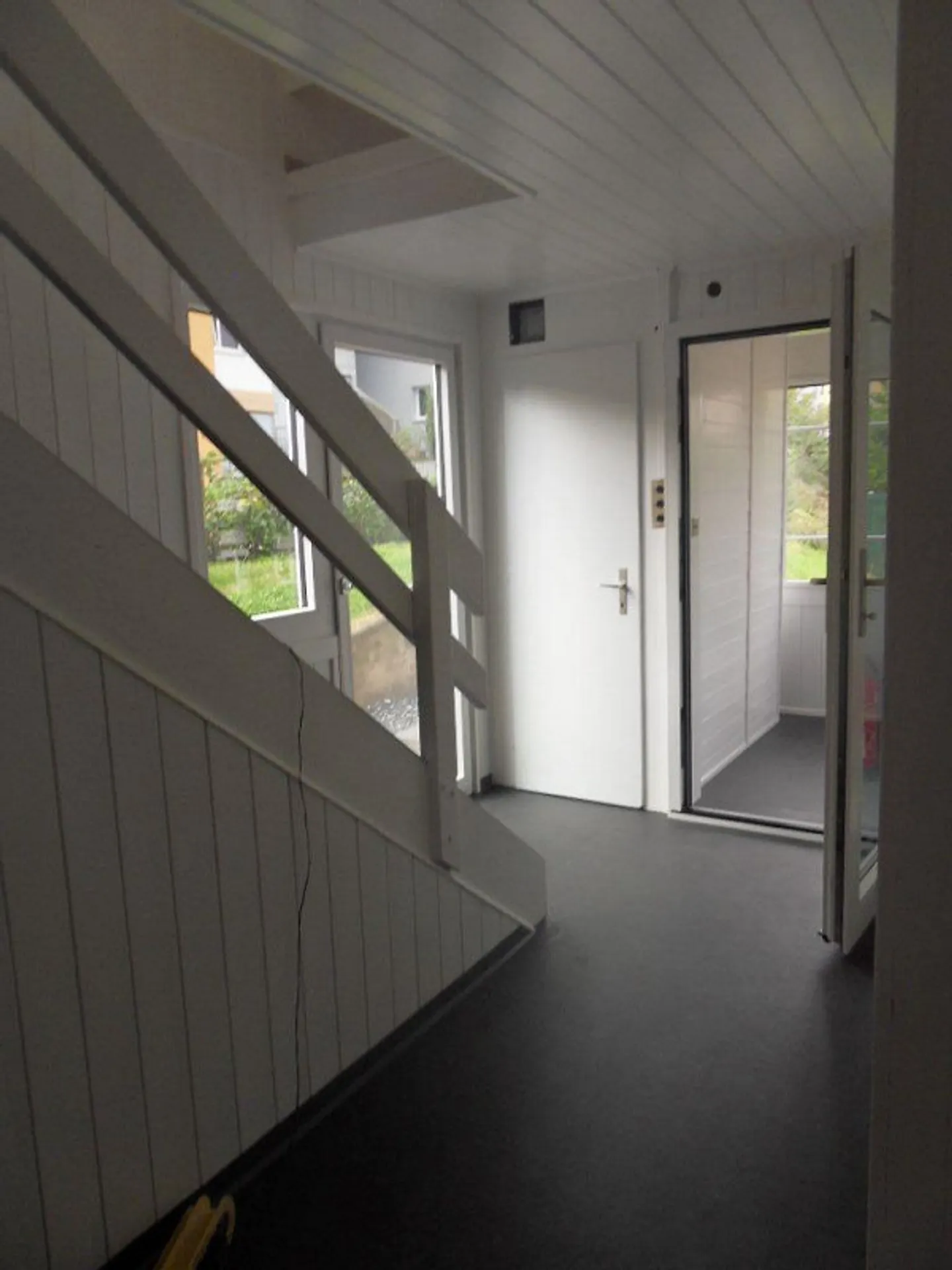 Charming 4-Room House with Garden and Hobby Room - Photo 7 of 10