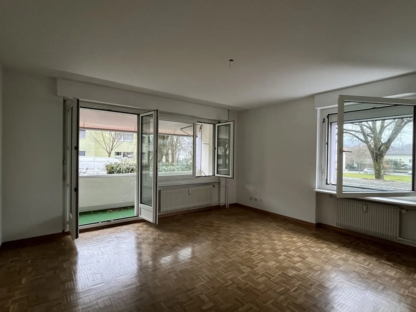 Nice 3.5 room apartment for rent in Brügg - Photo 2 of 6