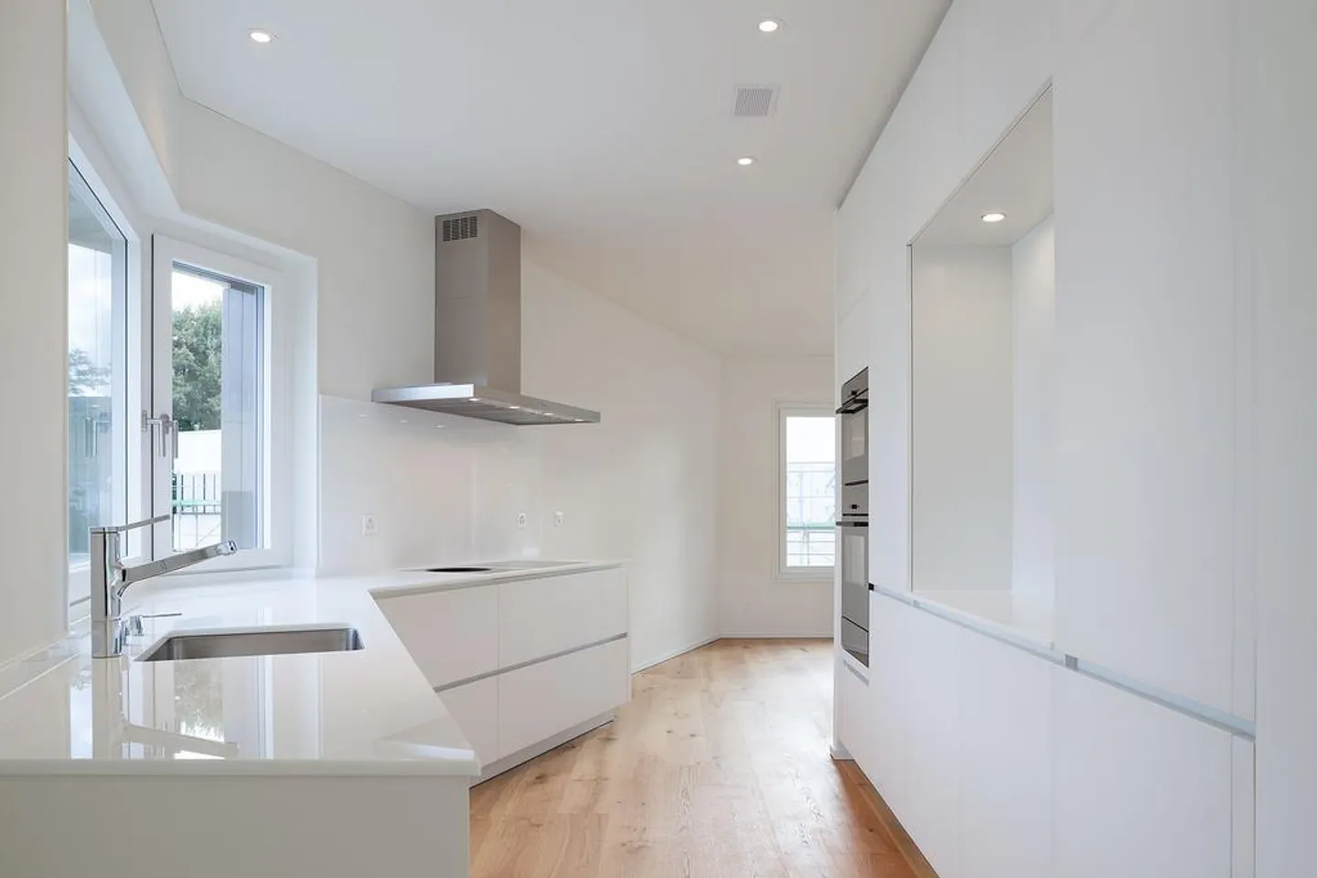Edle Dachwohnung - Terrasse mit Weitblick - Eigentumsstandard - Photo 5 of 11