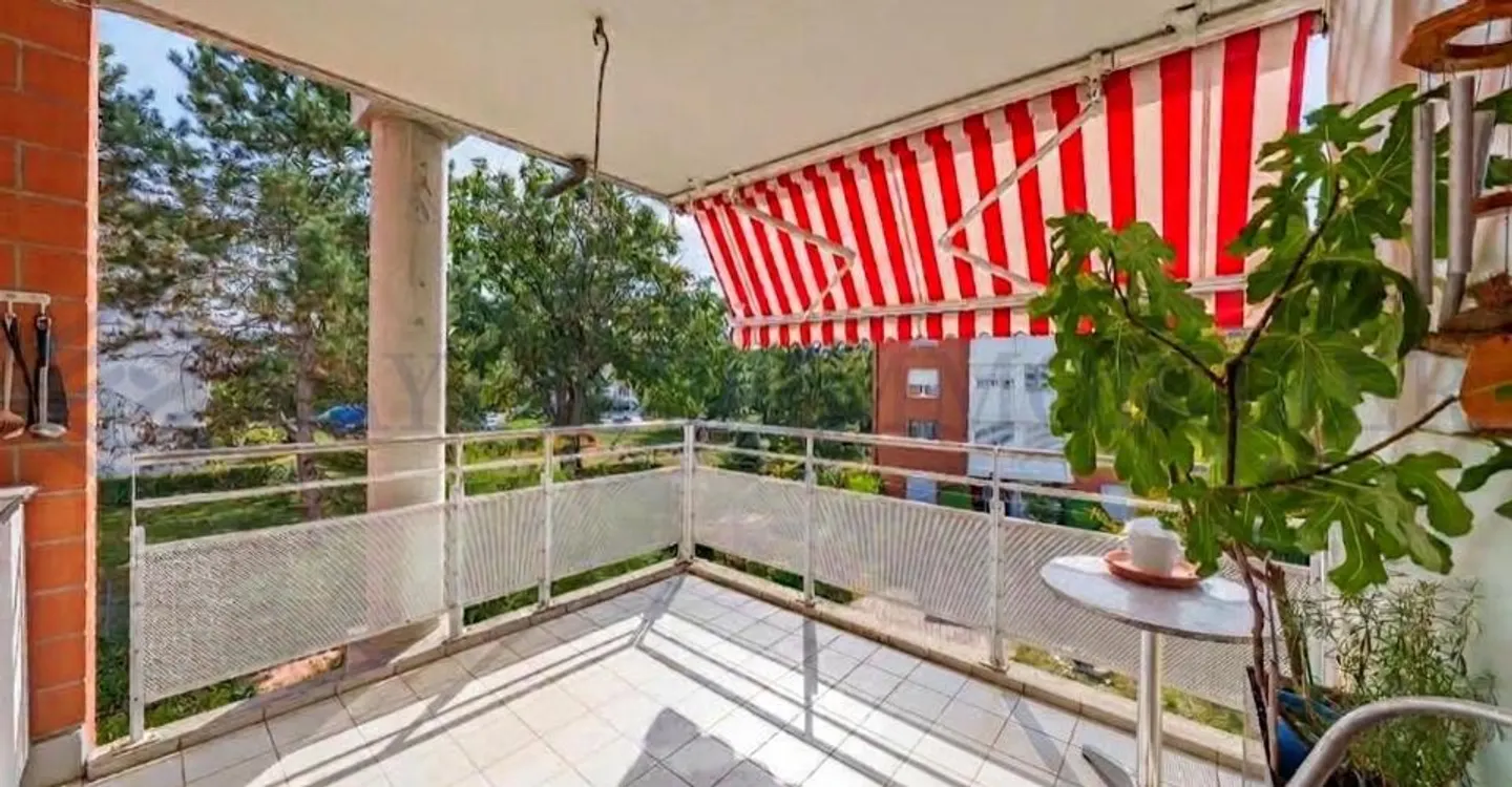 In esclusiva! Incantevole appartamento di 5 locali nel cuore di Onex - Foto 5 di 13