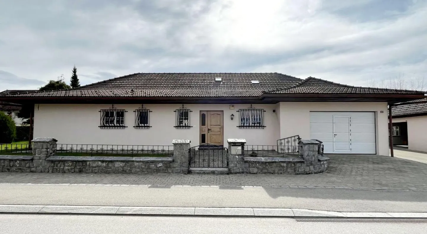 Einfamilienhaus zu vermieten - Foto 1 von 12