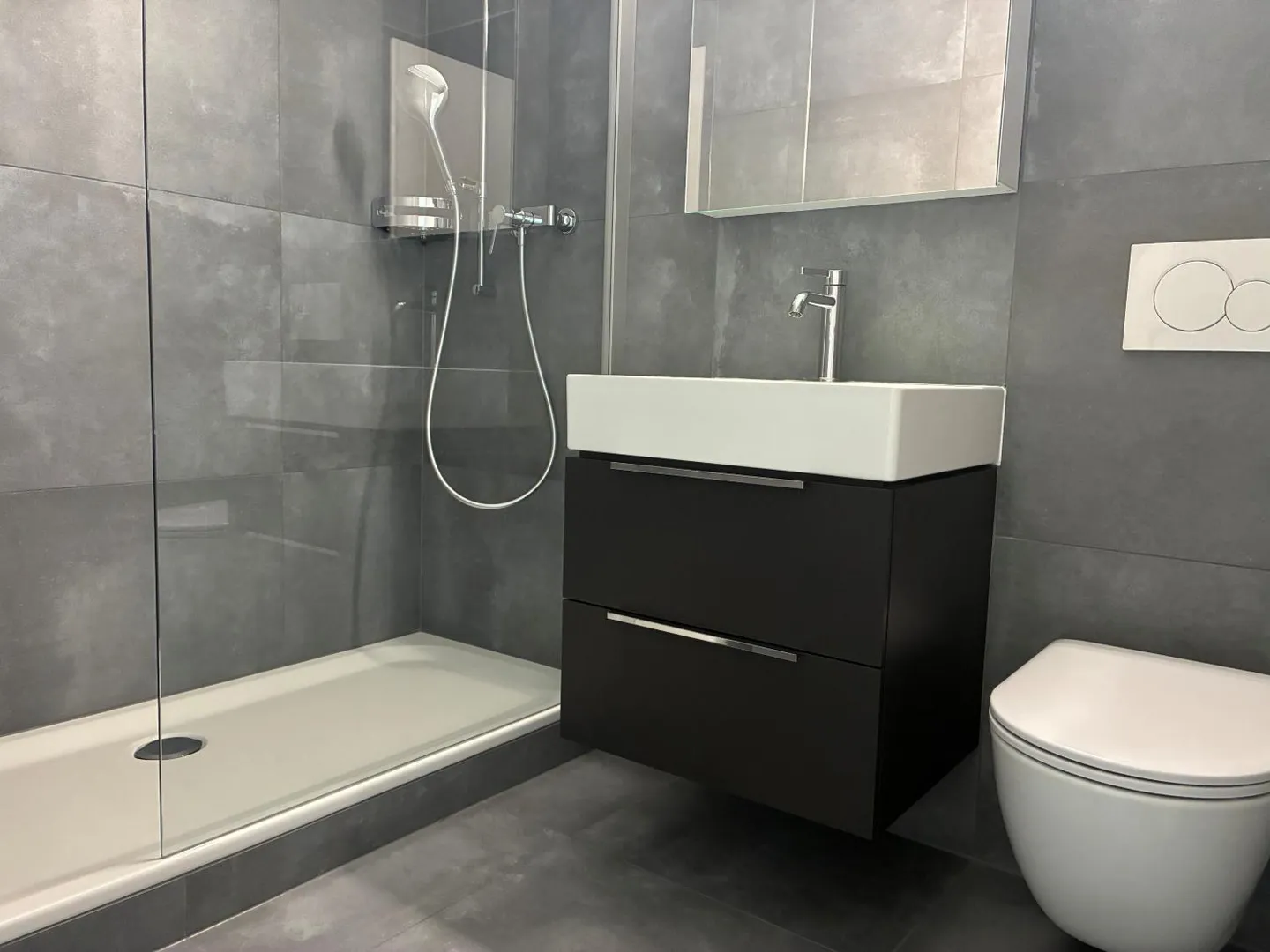 Appartement Rénové avec Piscine - Photo 5 sur 8