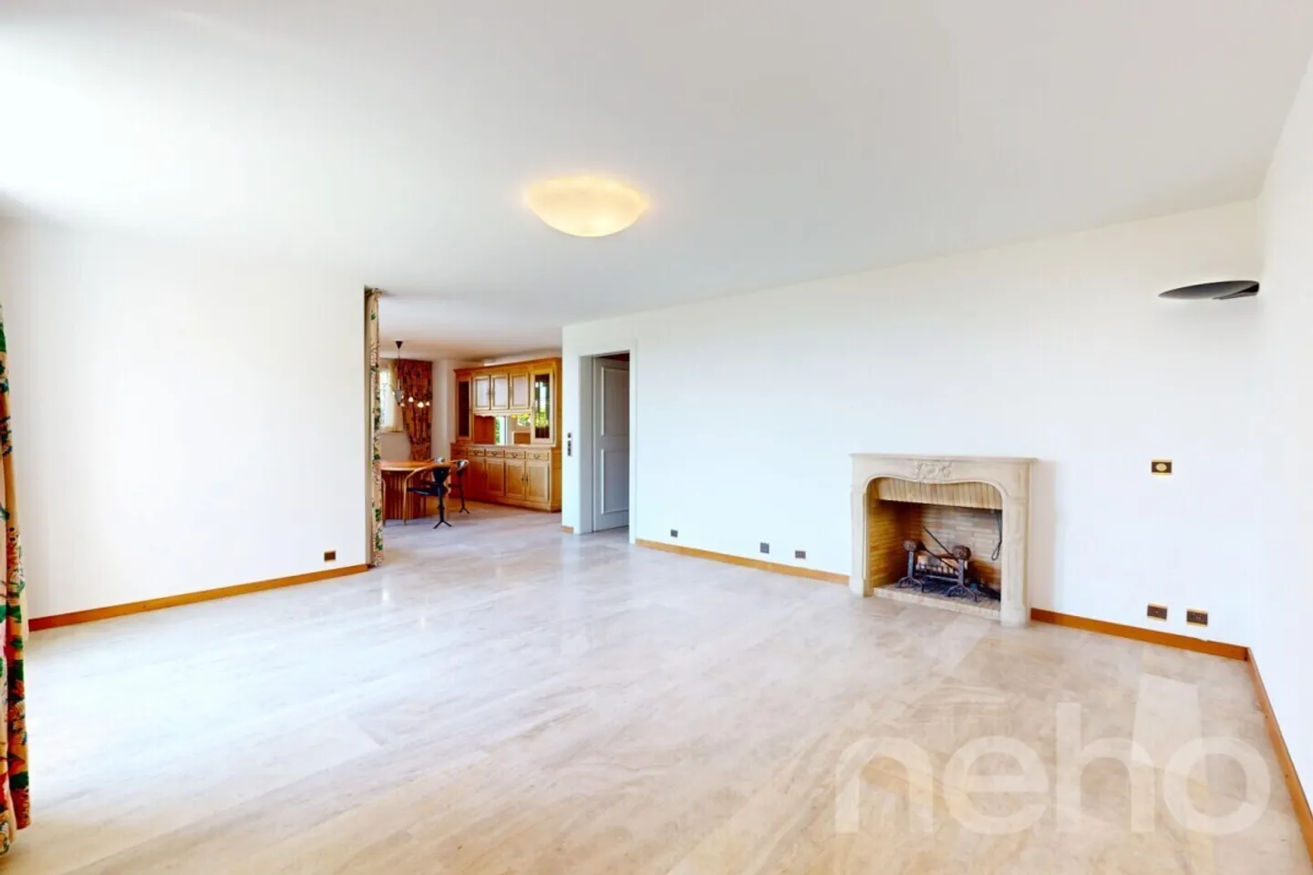 Charme und Raum: Haus mit freiem Blick auf See und Berge - Foto 5 von 13