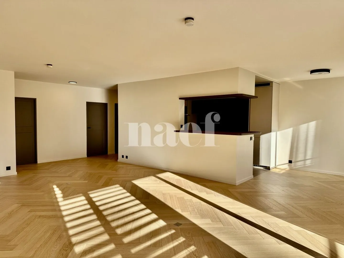 Appartement 6 pièces - Photo 6 sur 13