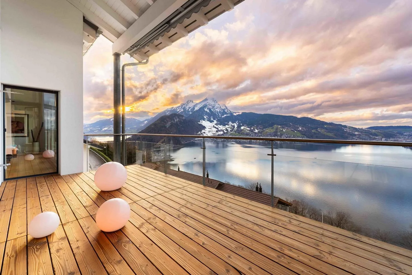 Résidence Panorama avec vue imprenable sur le lac à Fürigen - Photo 1 sur 4