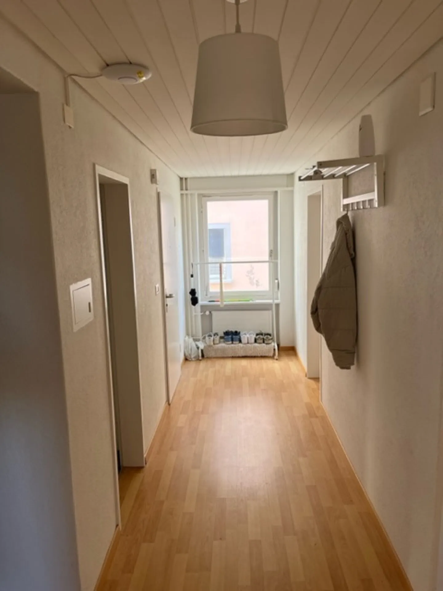 Camera arredata in un appartamento condiviso luminoso e accogliente, tutte le spese incluse - Foto 2 di 5