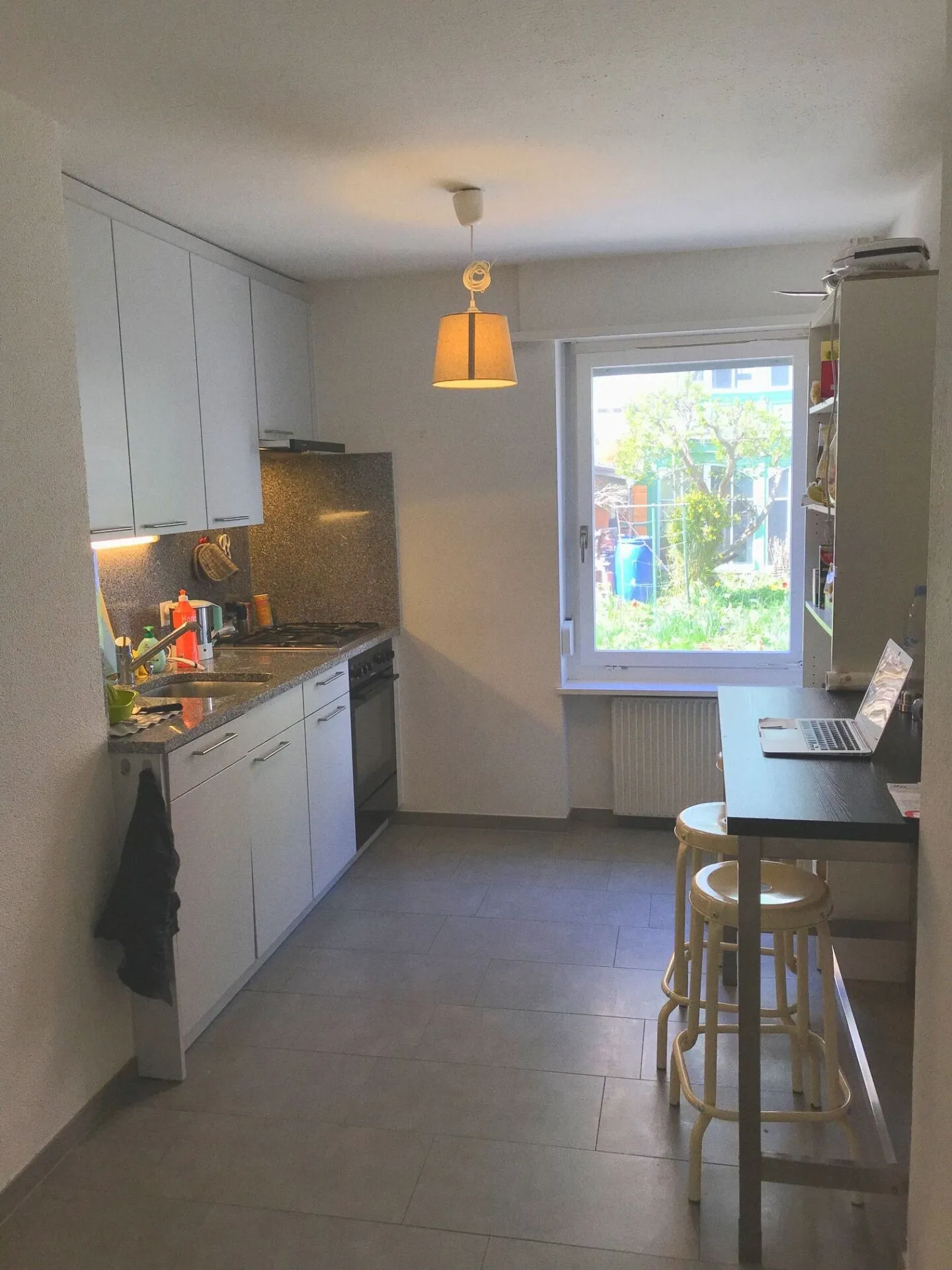 Camera arredata in un appartamento condiviso luminoso e accogliente, tutte le spese incluse - Foto 4 di 5