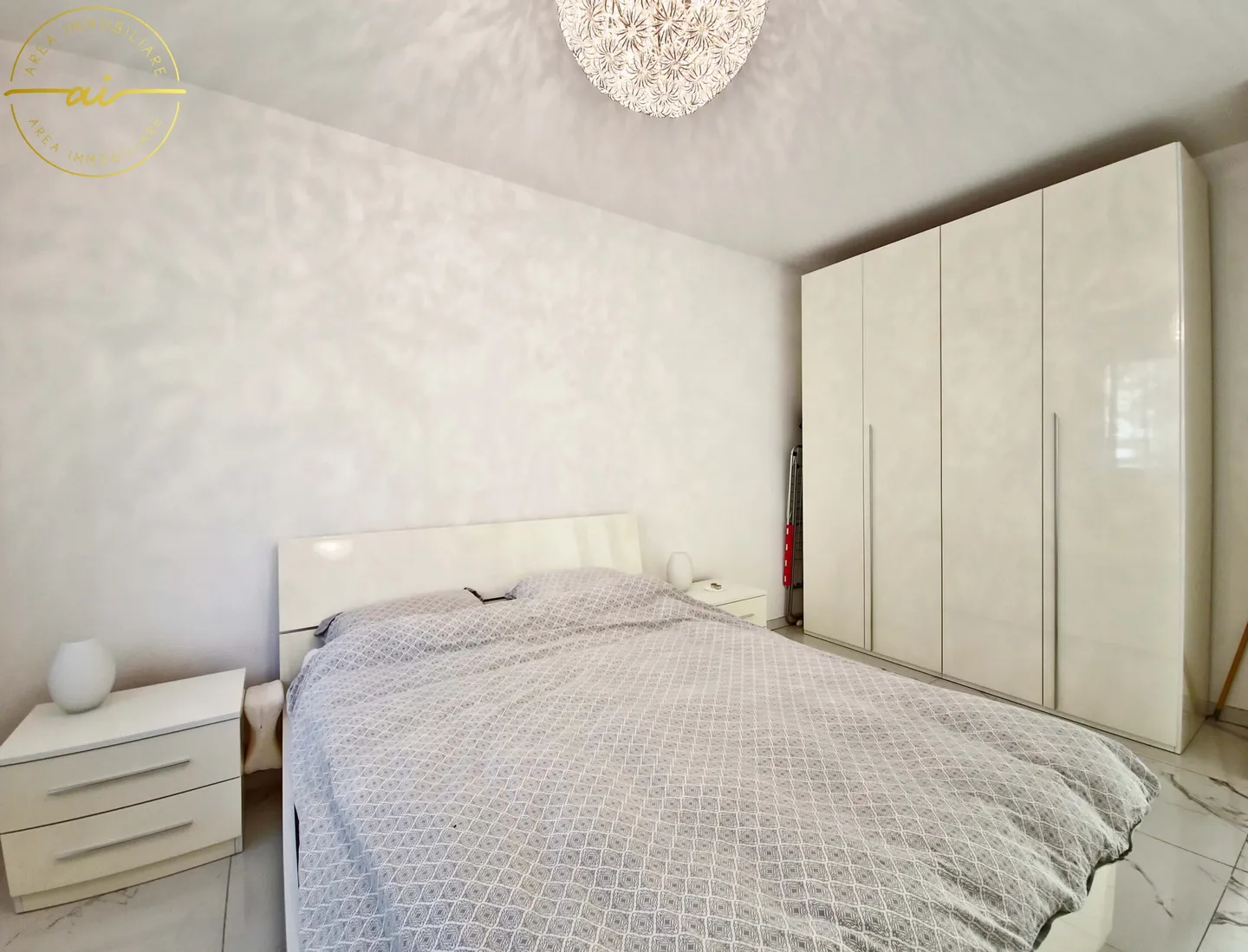 Appartamento elegante e luminoso di 4,5 locali con giardino privato a Viganello - Foto 10 di 13