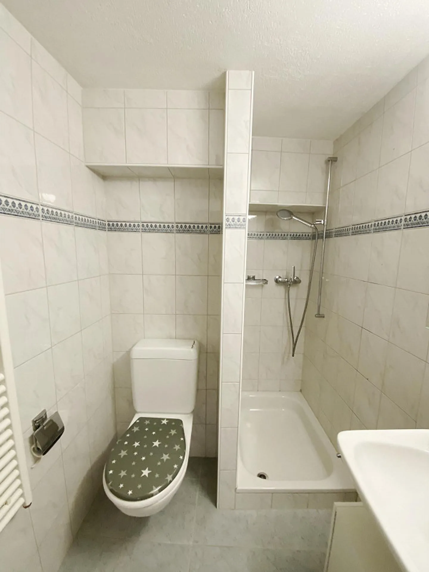 Appartamento luminoso e tranquillo con 3 stanze al confine della foresta – Autobus in 3 minuti, parcheggio - Foto 6 di 13