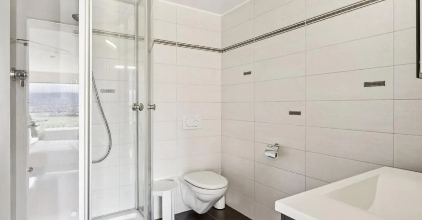 Detached 9-room villa with panoramic views - Photo 9 of 11