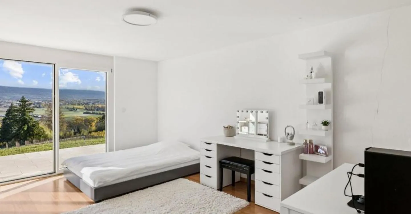 Detached 9-room villa with panoramic views - Photo 10 of 11
