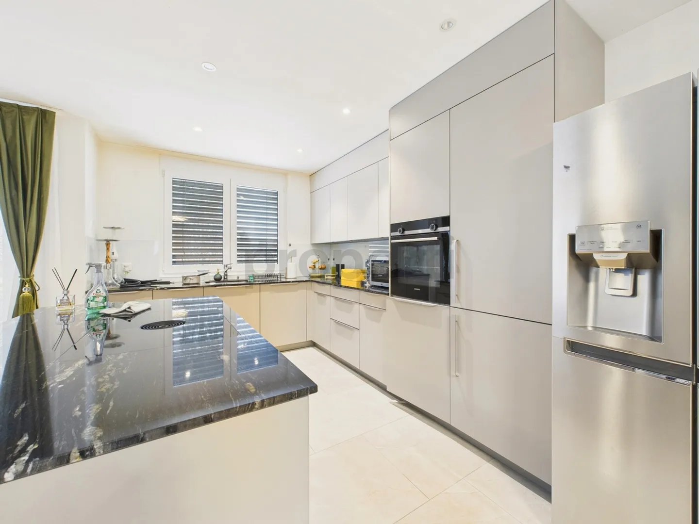 4.5 Room Apartment - Photo 2 of 12