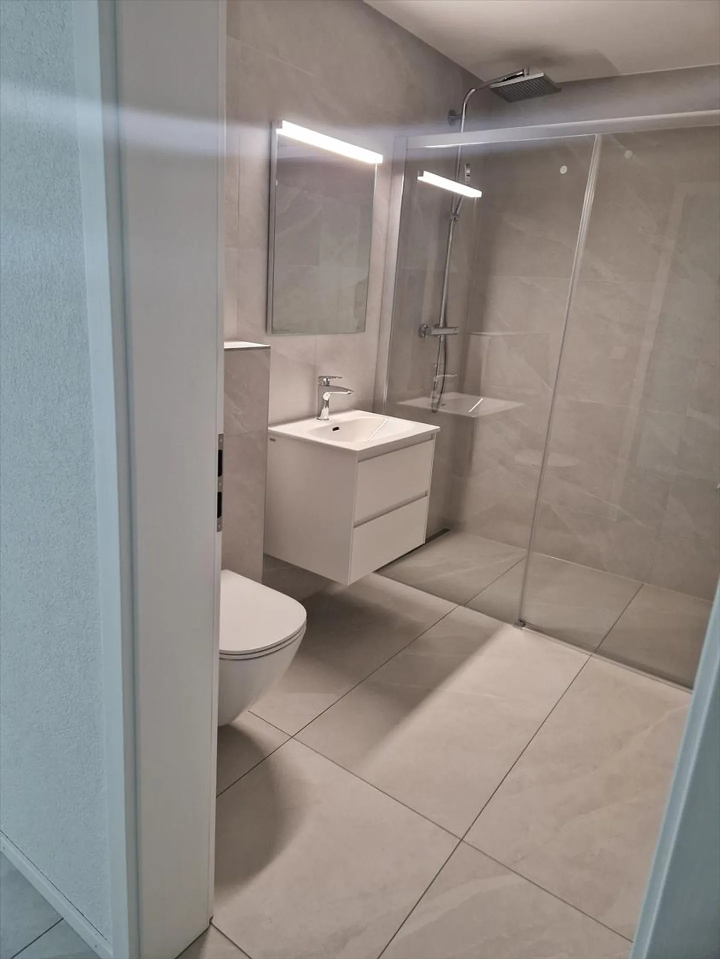 Appartamento 3.5 stanze - Foto 3 di 7