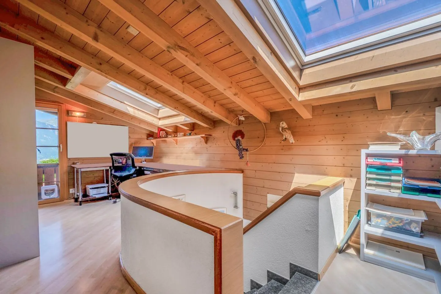 Charmantes Doppeleinfamilienhaus mit Aussicht - Foto 8 von 13