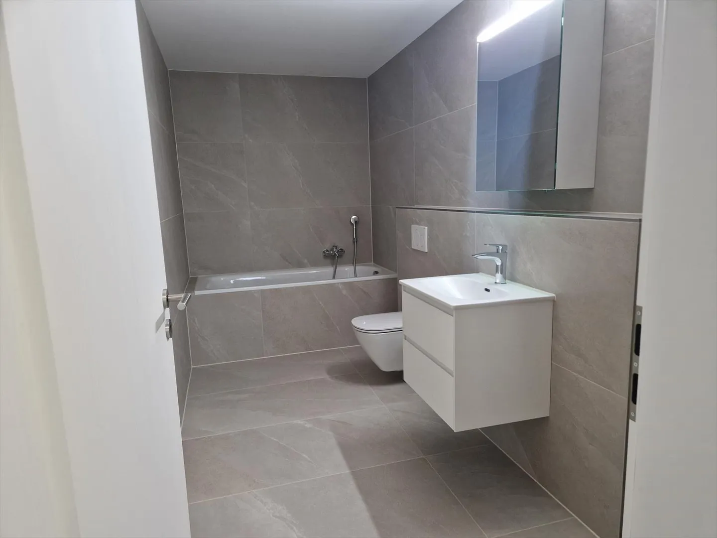Appartamento 3.5 stanze - Foto 6 di 7