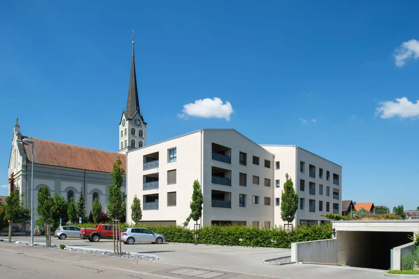 In the Heart of Schötz - Modern 4.5 Room Apartment - Photo 2 of 14