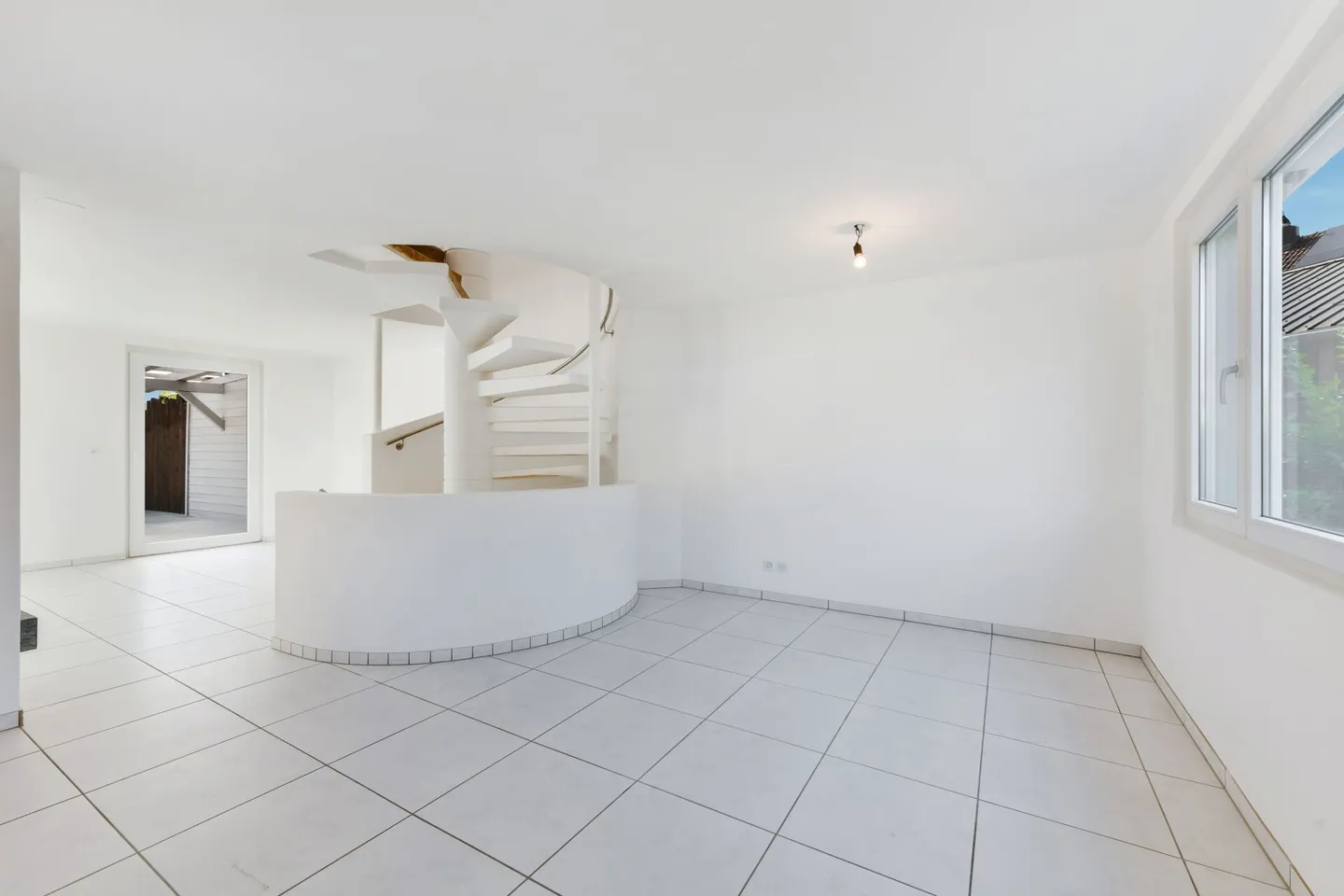 Maison individuelle attrayante de 4,5 pièces pour couples ou petites familles - Photo 7 sur 11