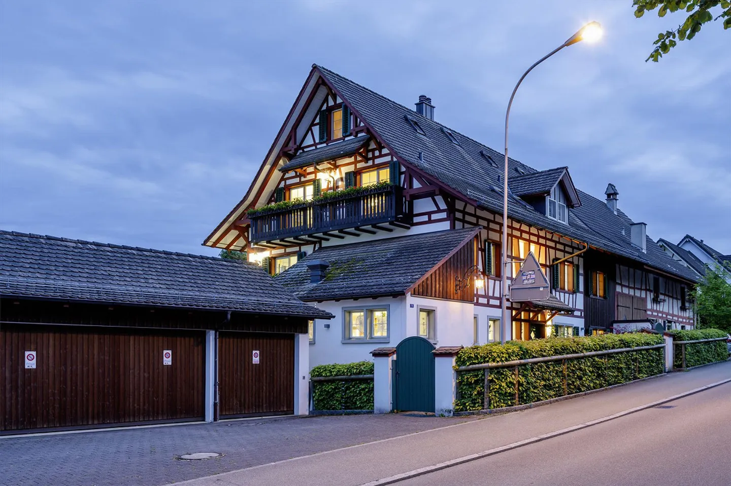 Luxushaus mit Pool und Garten - Foto 6 von 8