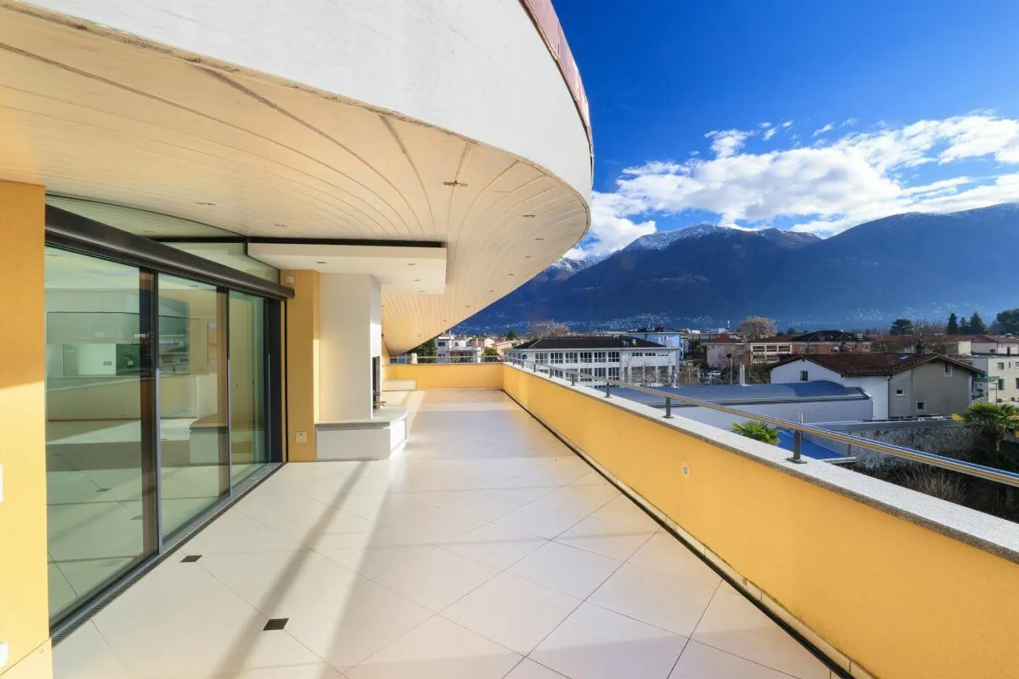 ASCONA - Exklusive und elegante Attika in Seenähe - Foto 20 von 21