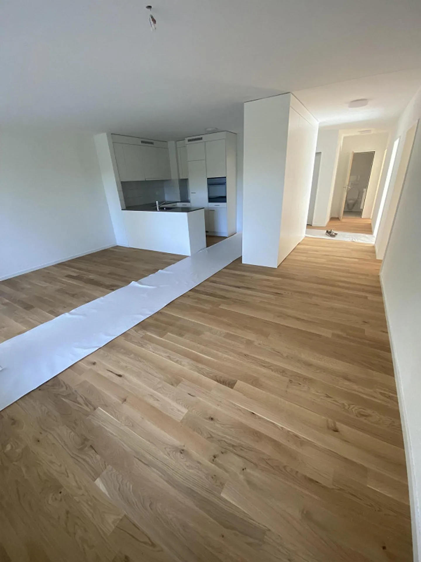 Looking for a new tenant for a spacious 5 1/2 room apartment - Photo 4 of 12