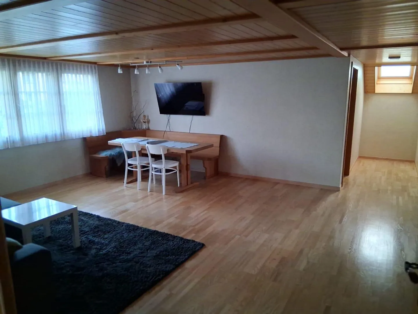 Appartamento 4.5 stanze con balcone e posto auto - Foto 8 di 20