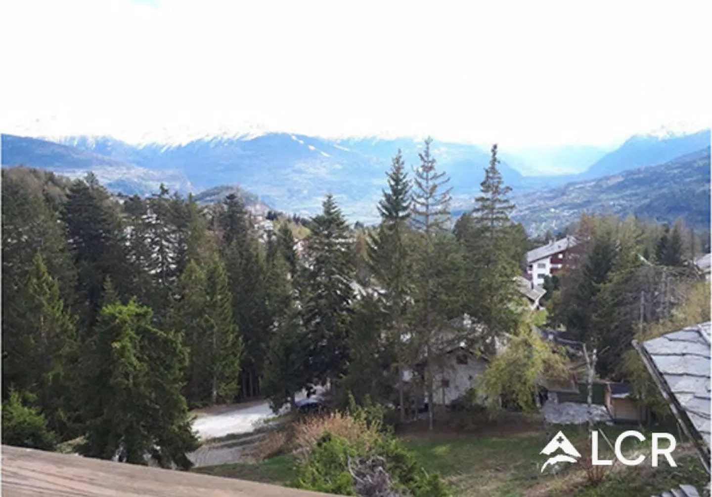 Beautiful 3.5-room apartment in Crans - Photo 9 of 13