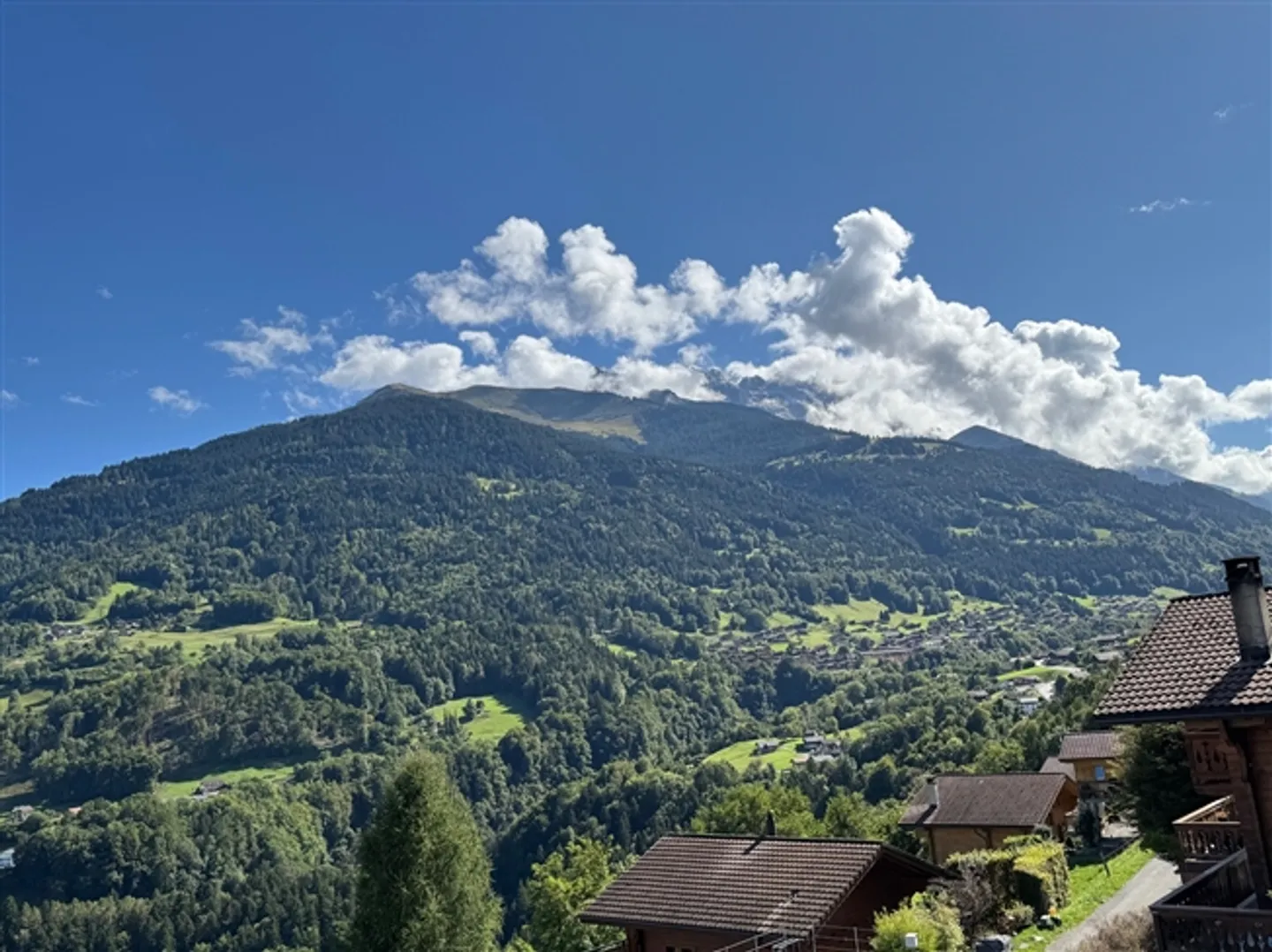 Chalet - 4.5 Rooms - Chemex (Troistorrents) - SOLE AGENT - Photo 9 of 13