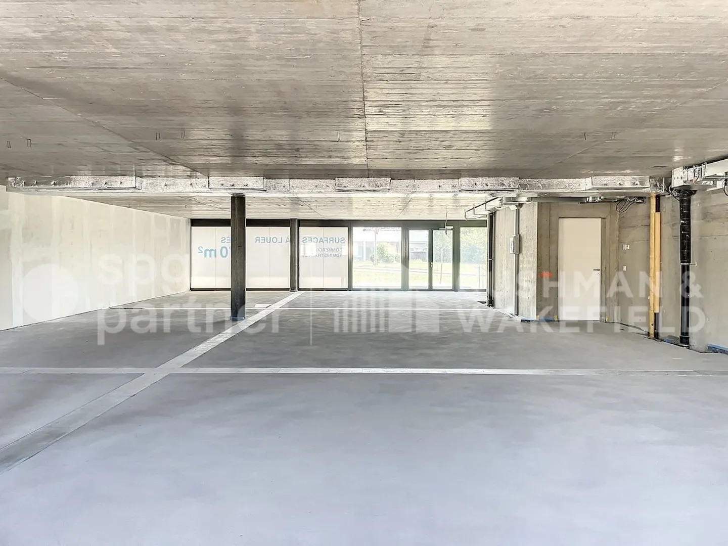 Gewerbefläche mit Terrasse - Foto 2 von 11