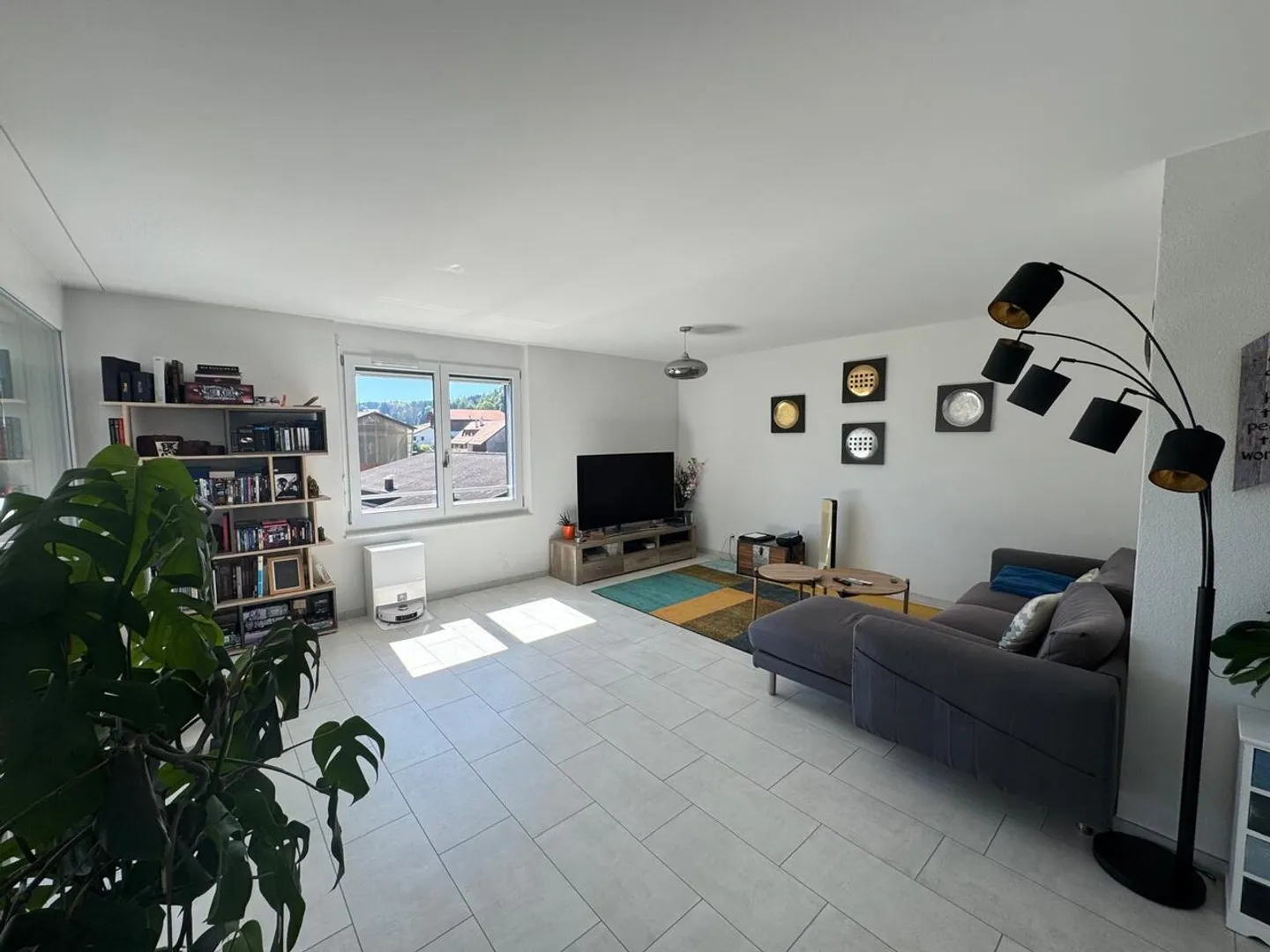 Beautiful 5.5 room apartment on the 3rd floor - Photo 4 of 15