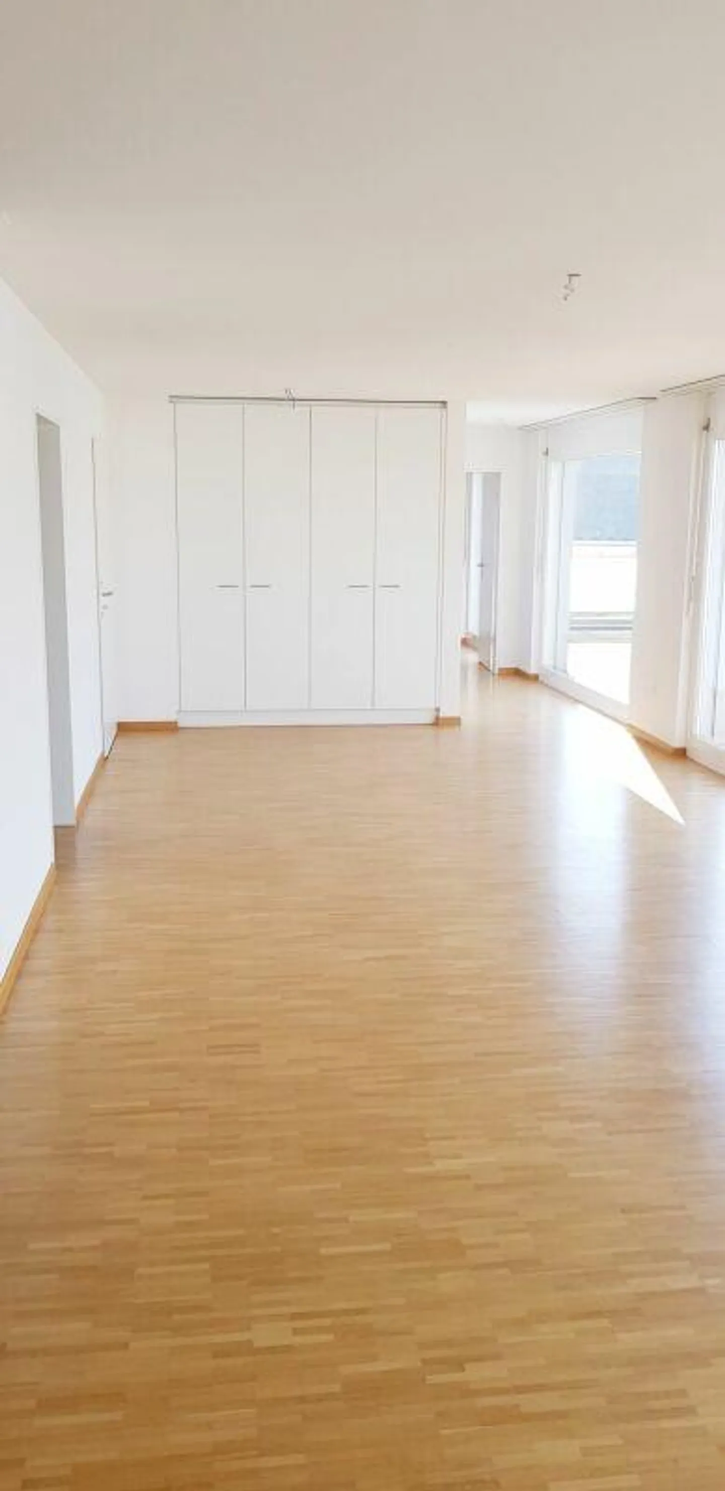 Welcome Home! - Huge Terrace, Open Kitchen, Private Laundry... - Photo 3 of 9